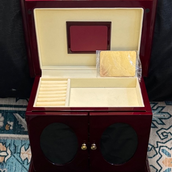 Cherrywood Jewelry Box - Picture 4 of 7